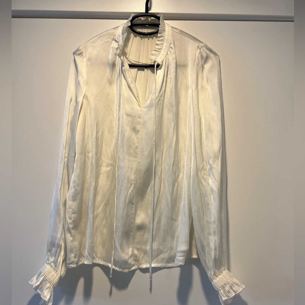 Reserved v-neck satin blouse